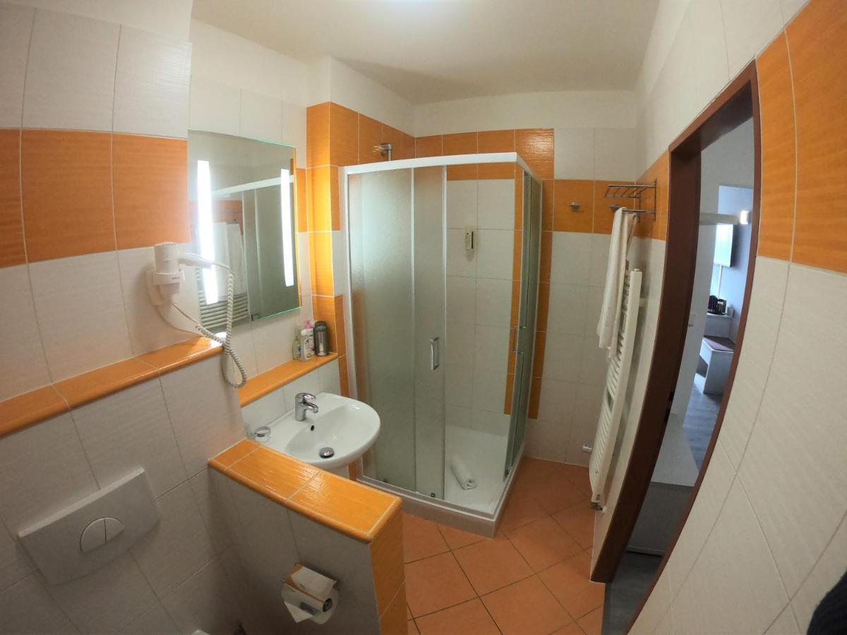 Violet Apartment ฟริมบูร์ก ภายนอก รูปภาพ